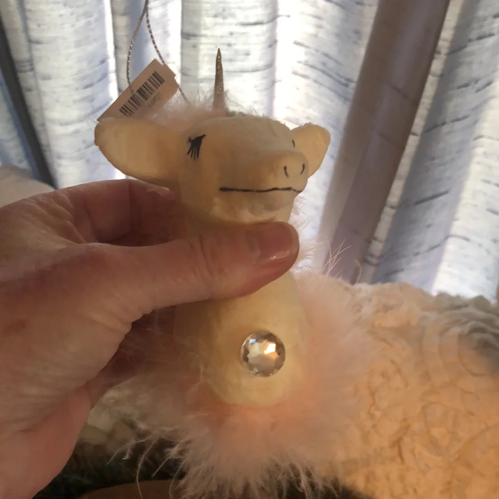 (2) Pier One Import’s Unicorn 🦄 Ornaments